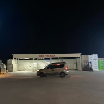 Lukoil Eurasia Bozuk Olan Ama Kullanılamayan Köpük Makinesi.