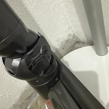 Dyson Süpürge Kırık Parçayı Karşılamıyor