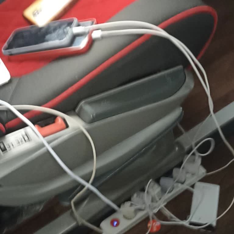 Metro Turizm Prizler Çalışmıyor Ve Wi-Fi Hizmeti Bulunmuyordu.