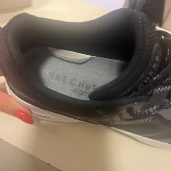 Skechers Boyner'de Muhatap Olacak Yetkili Yok