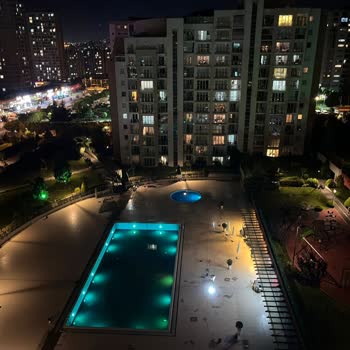 Avrupa Konutları Gece Yarısı Havuz Tadilatı: Uyku Huzurumuzu Bozan Gürültü