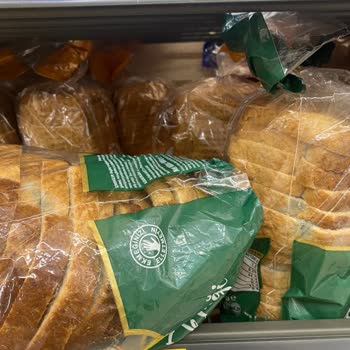 BİM Markette Küflenmiş Ekmek Şoku!