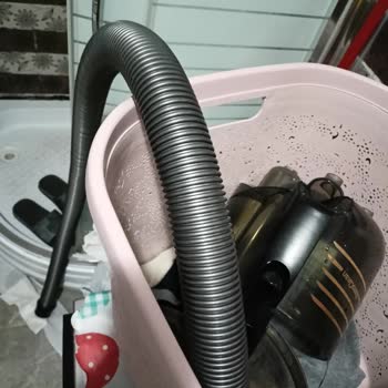 Kokutek Süpürgem Koku Yapıyor