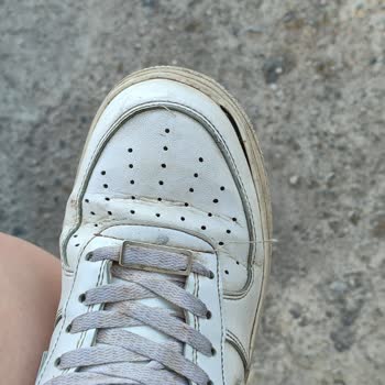 Nike Air Force 3 Ayda Patladı