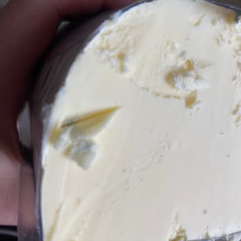 İçim Süt ve Süt Ürünleri İçim Marka Tereyağda Siyahlıklar Var