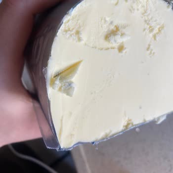 İçim Süt ve Süt Ürünleri İçim Marka Tereyağda Siyahlıklar Var