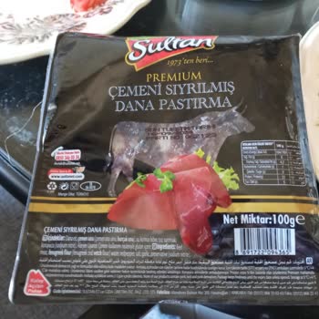 Şok Marketler Marketten Alınan Pastırmada Küf Sorunu