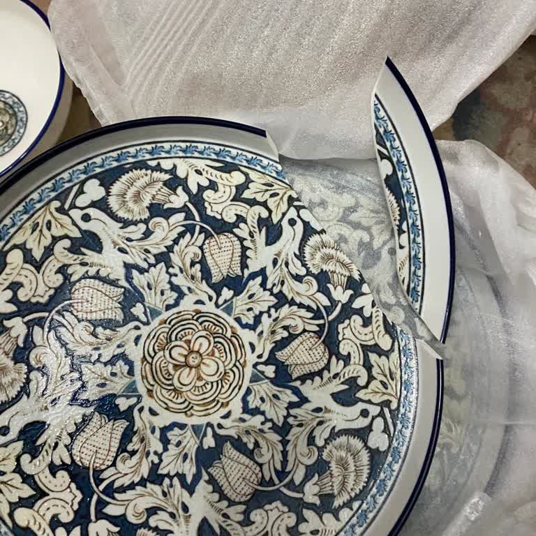 Schafer'in Özensiz Kargoları Ve İlgisizliği