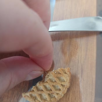 Eti Burçak Bisküviden Çıkan Parça