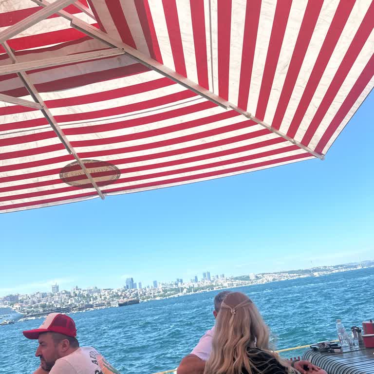 Sarayburnu Aile Çay Bahçesi Gitmeden Önce Okuyun