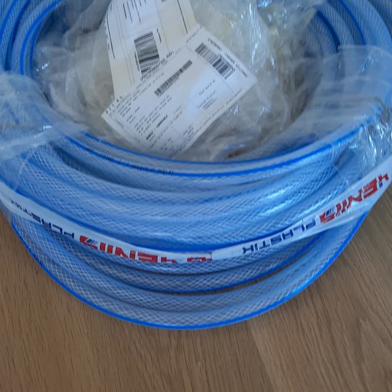 Erdoğan Yapı Market Sulama Hortumu Farlı Ürün Ve Kısa Olarak Yollandı!