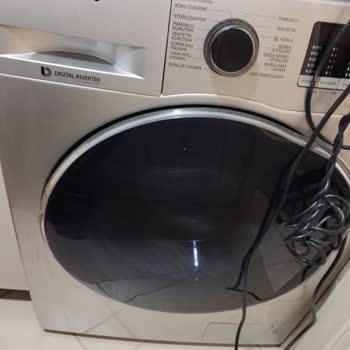 Samsung Marka Kurutmalı Çamaşır Makinesi Çabuk Bozuluyor