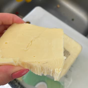 Gölcük Süt Ürünleri Gölcük Kaşar Peyniri
