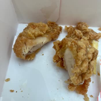 Popeyes Bayat Çiğ Yemek Veriyorlar Resmen!