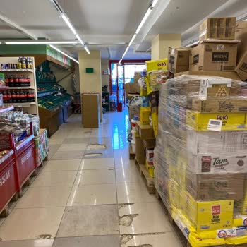 Şok Market Pis Ve Düzensiz