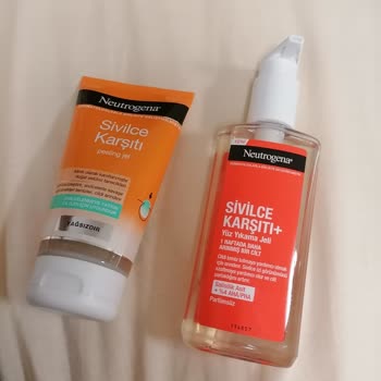 Neutrogena Sivilce Karşıtı Jel + Peeling