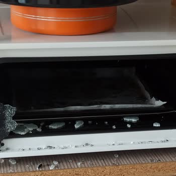 Arçelik SUF4000MEB Set Üstü Fırın Camı Patladı