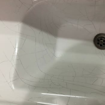 Cera Style Markalı Lavabodaki Çatlaklarım