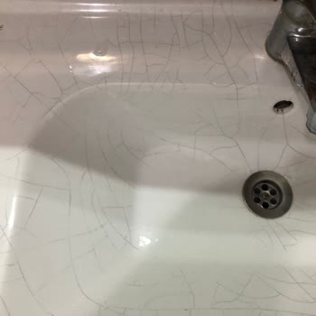 Cera Style Markalı Lavabodaki Çatlaklarım