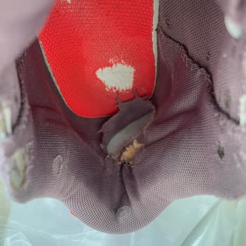 Under Armour 5 Ayda Çöp Olan Ayakkabı!