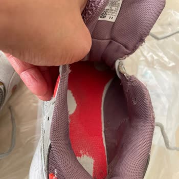 Under Armour 5 Ayda Çöp Olan Ayakkabı!