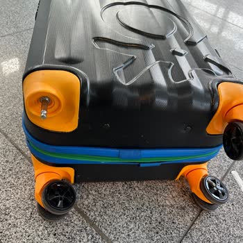 Benetton Valiz Ve Sıfır Satış Sonrası Destek