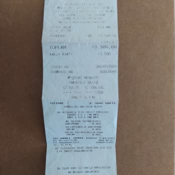 Star Sport'tan Alınan New Balance Ayakkabının Topuk Kısmı Yırtıldı