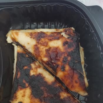 Levent Börekçilik Kömür Gibi Gözleme Gönderdi!