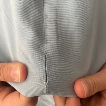 Mad Uniform Kumaş Kalitesi, Kopmalar