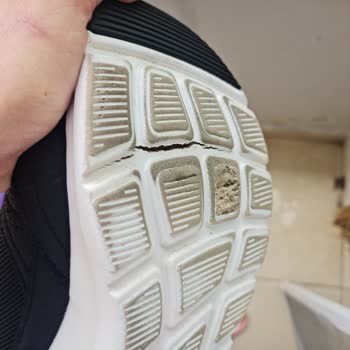 Boyner'den Aldığım Skechers Ürünü 3 Ayda Sorun Çıkardı, İade Süreci Mağdur Ediyor!