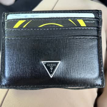 Guess Erkek Cüzdanın İki Ayda Parçalanması