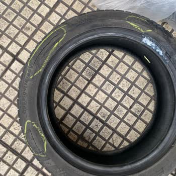 Kumho Sommerreifen gekauft, alle vier zeigen Risse im inneren Bereich