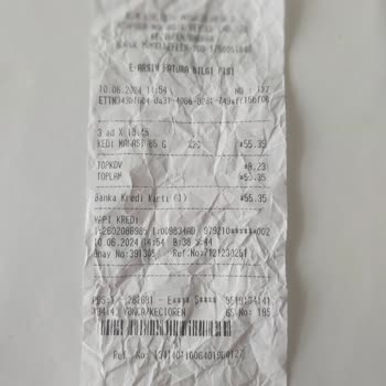 BİM Rafta Kedi Mama Fiyatı 14.45 TL Kasada 18.75 TL