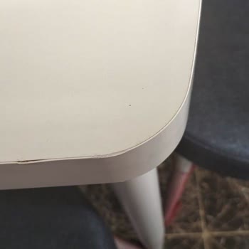 Canisa Gönderdiği Defolu Ürünü Geri Almıyor