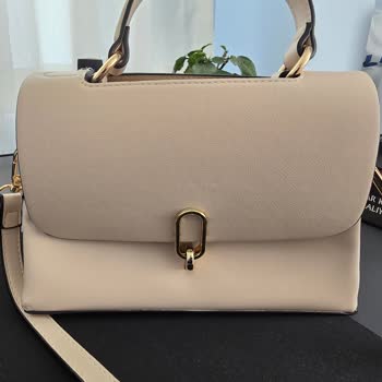 Derimod'dan Aldığım Çantanın Derisi Soyuluyor