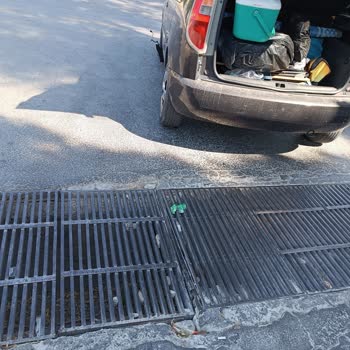 Aydın Büyükşehir Belediyesi Söke De Tamir Etmediği Kırık Mazgal