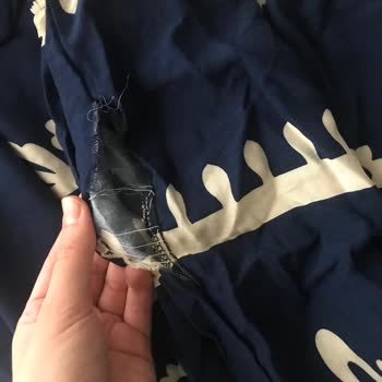 Lamelif Giyim Elbisenin Kolu Yırtık Geldi