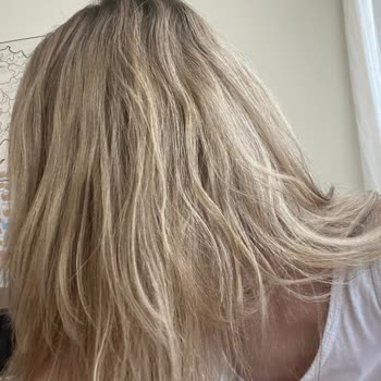 Rıza Demir Bayan Kuaför Memnun Kalmazsanız Kovulabilirsiniz