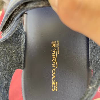 Ceyo 3-4 Kez Giymekle Parçalanan Sandalet Almak İsteyenler