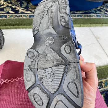 Ceyo 3-4 Kez Giymekle Parçalanan Sandalet Almak İsteyenler