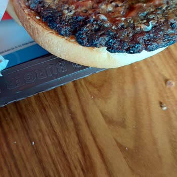 Caddebostan Sahil Burger King Şubesinde Yaşanan Olumsuz Deneyim