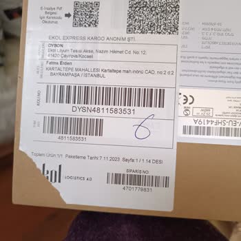 Dyson V15 Halıda Duraksıyor