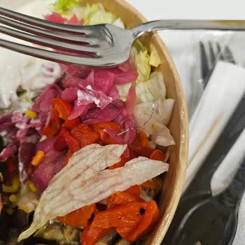 Migros Yemekten Tel Çıktı Tehlike Atlattım