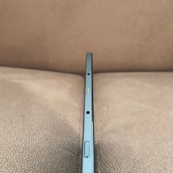 Samsung Hafif Eğri Bahanesiyle Garantiyi Reddetti