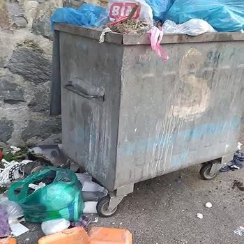 Sarıyer Belediyesi Çöp Konteyneri Yer Değişikliği Talebi