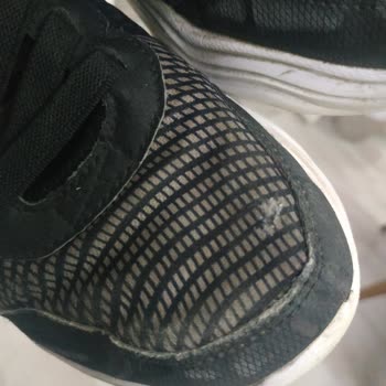 Kısa Sürede Yırtılan Skechers Ayakkabıya Garanti Reddi