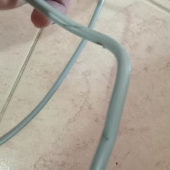Arçelik Sıfır Buzdolabı Elektrik Kablosunda Kesikler Var Değişim Talep