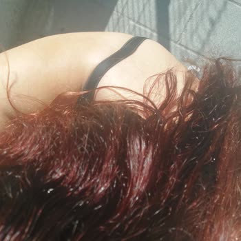 Palette 6.88 Yoğun Kızıl Değil Çok Koyu Oldu Ve Saçımı Derimi Yaktı