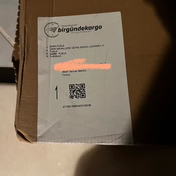 Zara Online Mağaza Siparişleri Açılmış Kutularla Teslim Ediliyor!