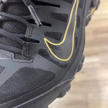 Deichmann Almış Olduğum Ayakkabının Üretim Hatası